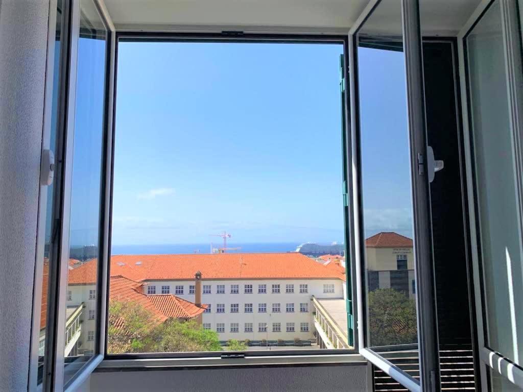 Madeira, 3 Bedroom Apartment With Ocean Views In Funchal Eksteriør billede